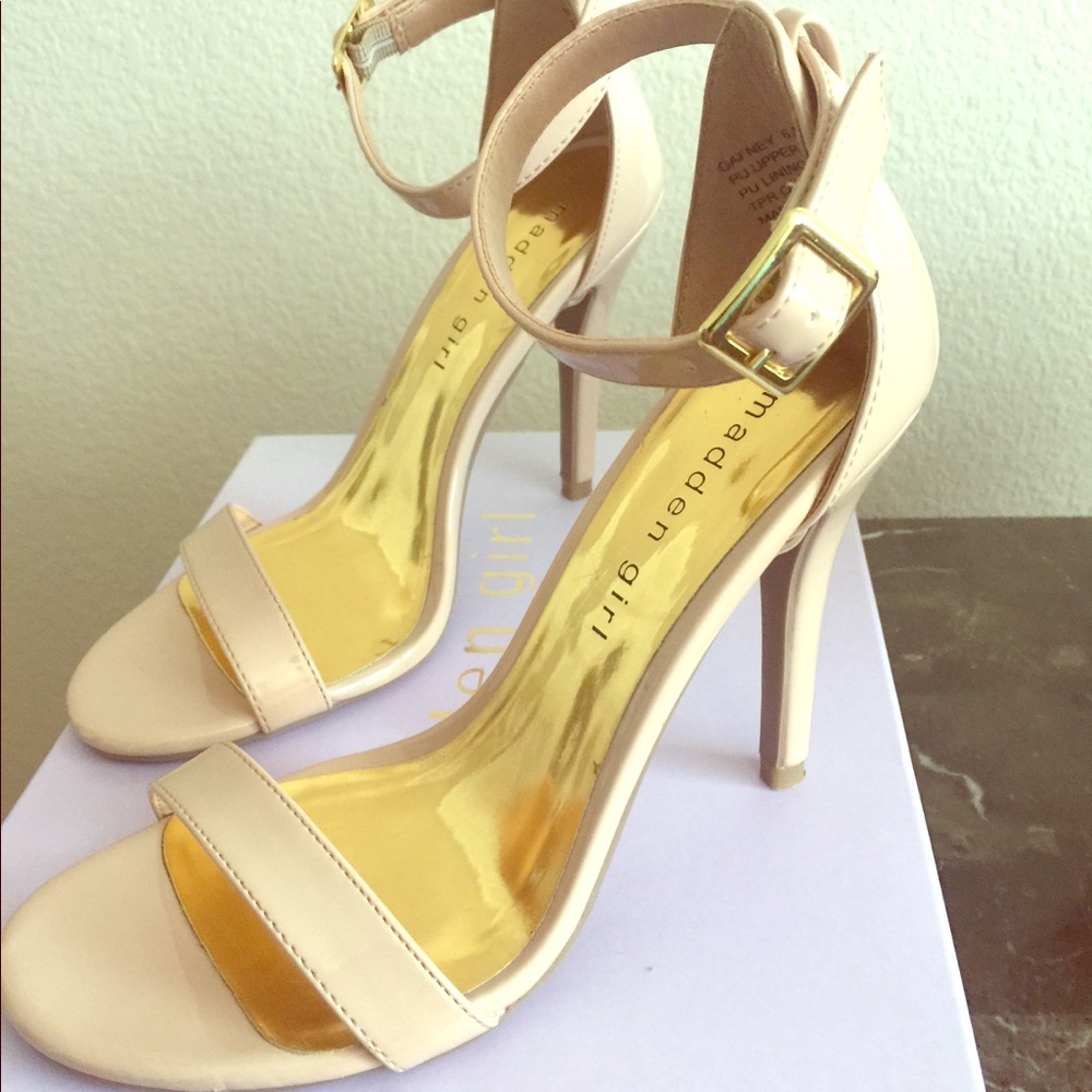 NUDE Madden Girl Sz 6.5 New